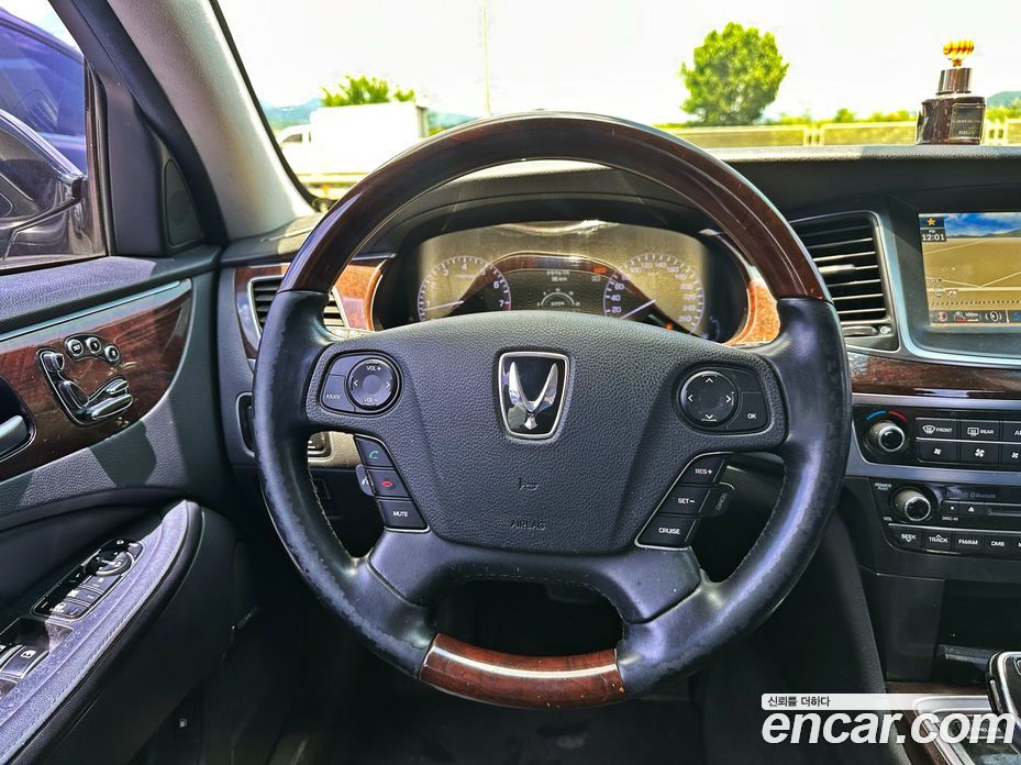Hyundai Equus Restyling фото 12