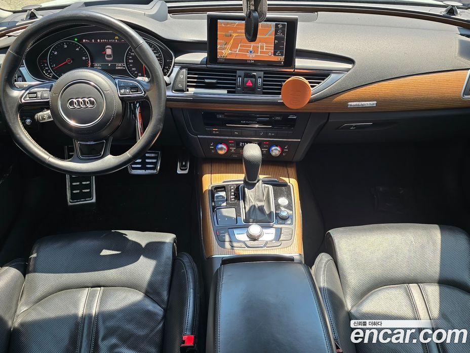 Audi A7 фото 10