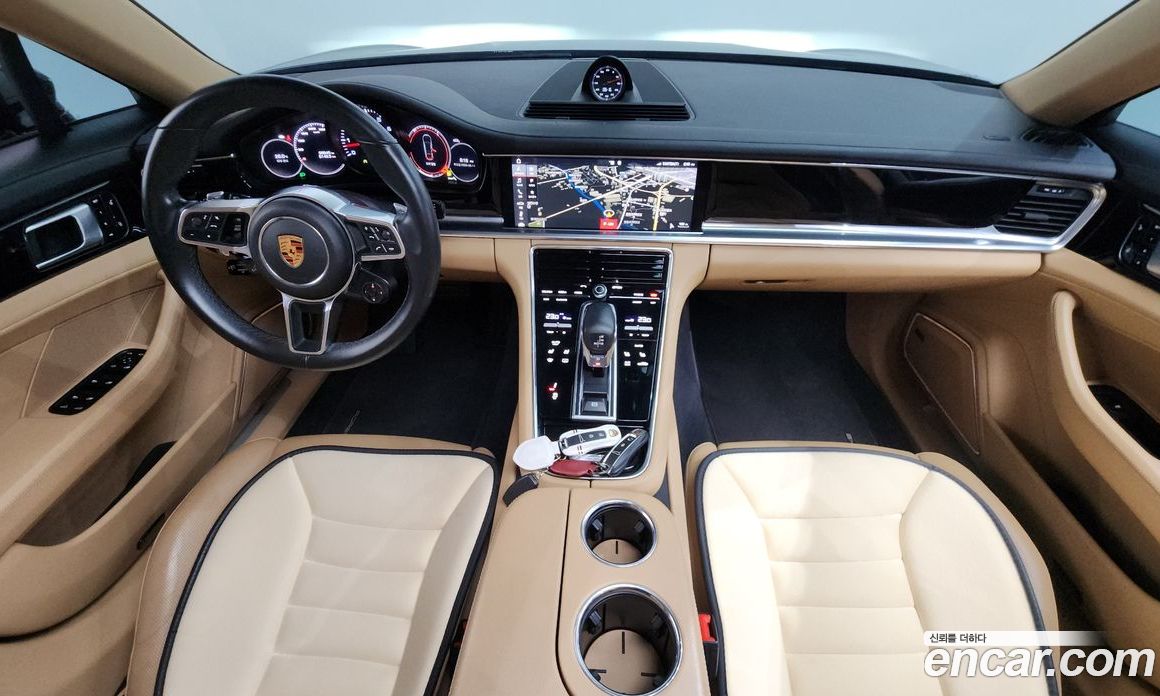 Porsche Panamera (971) фото 6