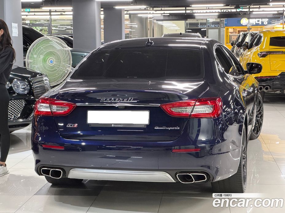 Maserati Quattroporte фото 3