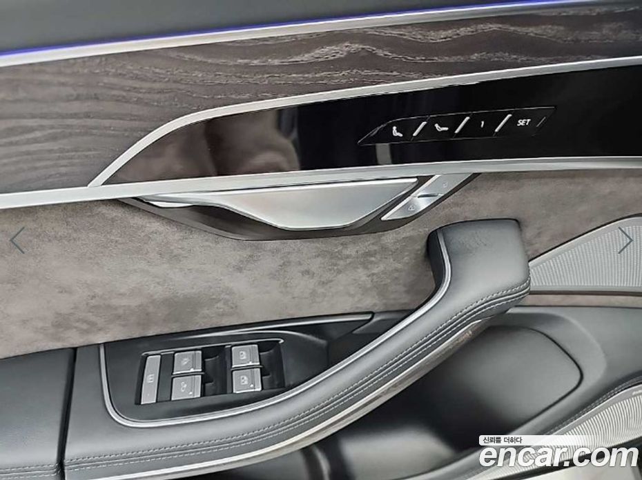 Audi A8 (D5) фото 15
