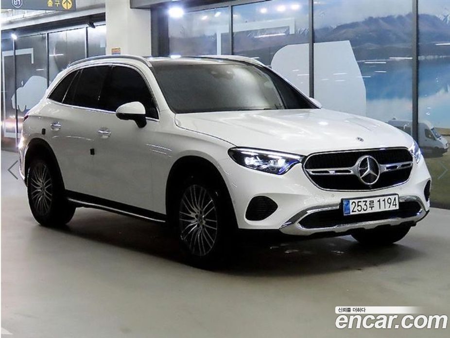 Mercedes-Benz GLC-Class X254