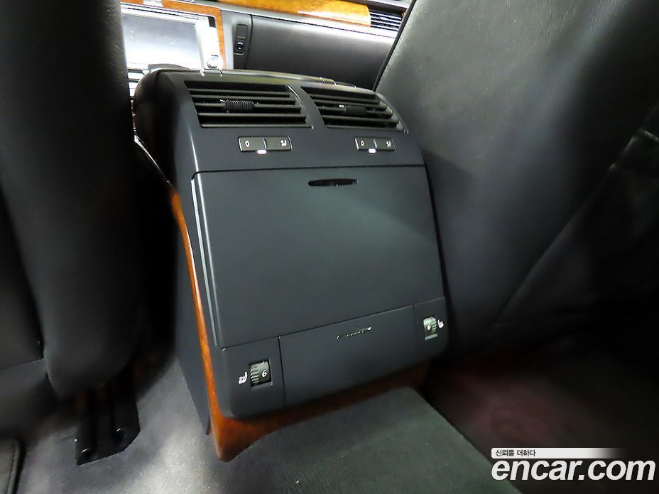 Volkswagen Phaeton фото 16