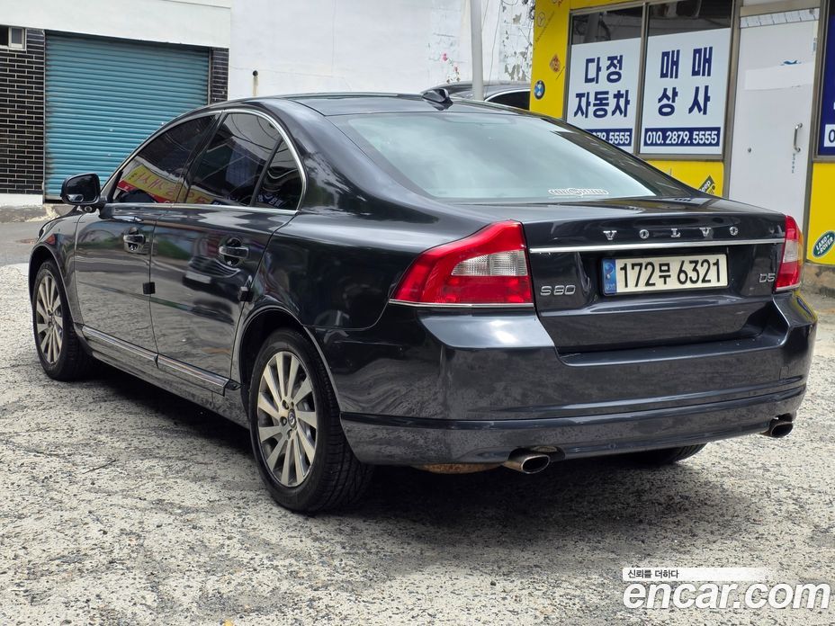 Volvo S80 фото 3