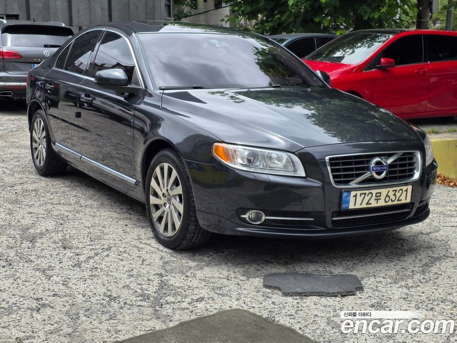 Volvo S80 фото 4