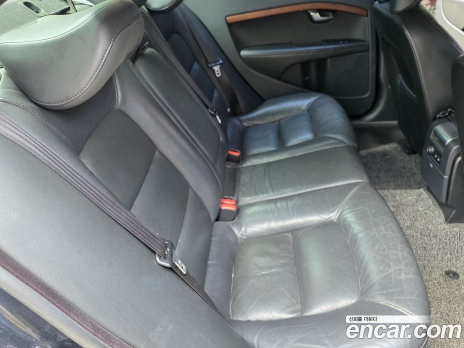 Volvo S80 фото 19
