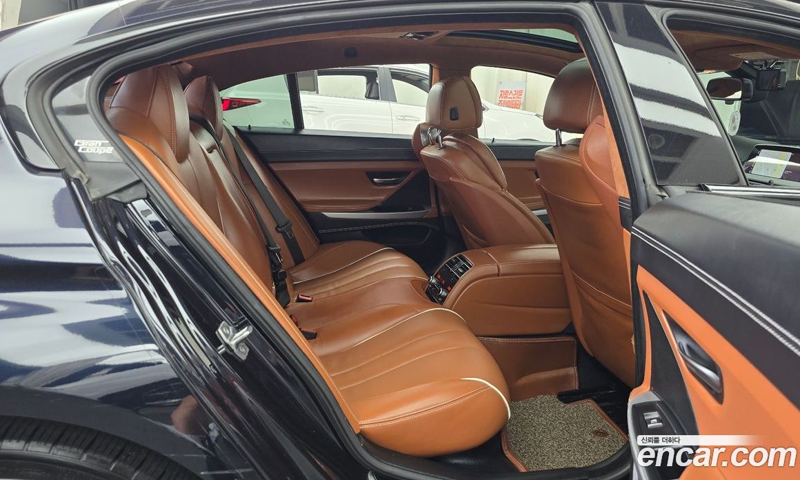 BMW 6-Series (F12) фото 12