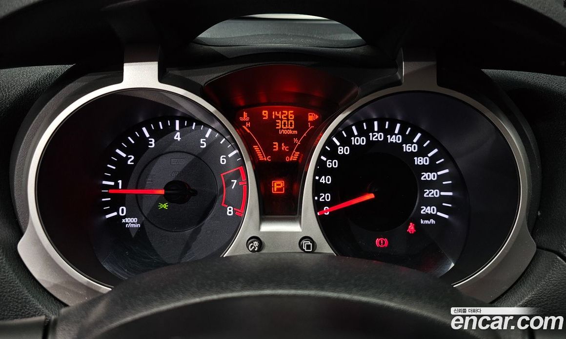 Nissan Juke фото 8