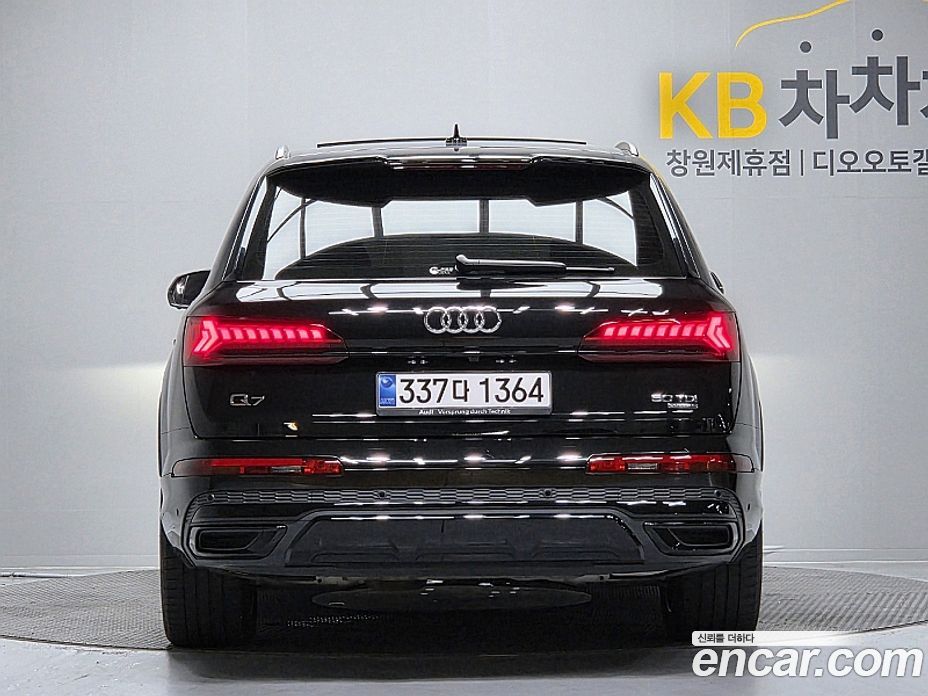 Audi Q7 (4M) фото 4