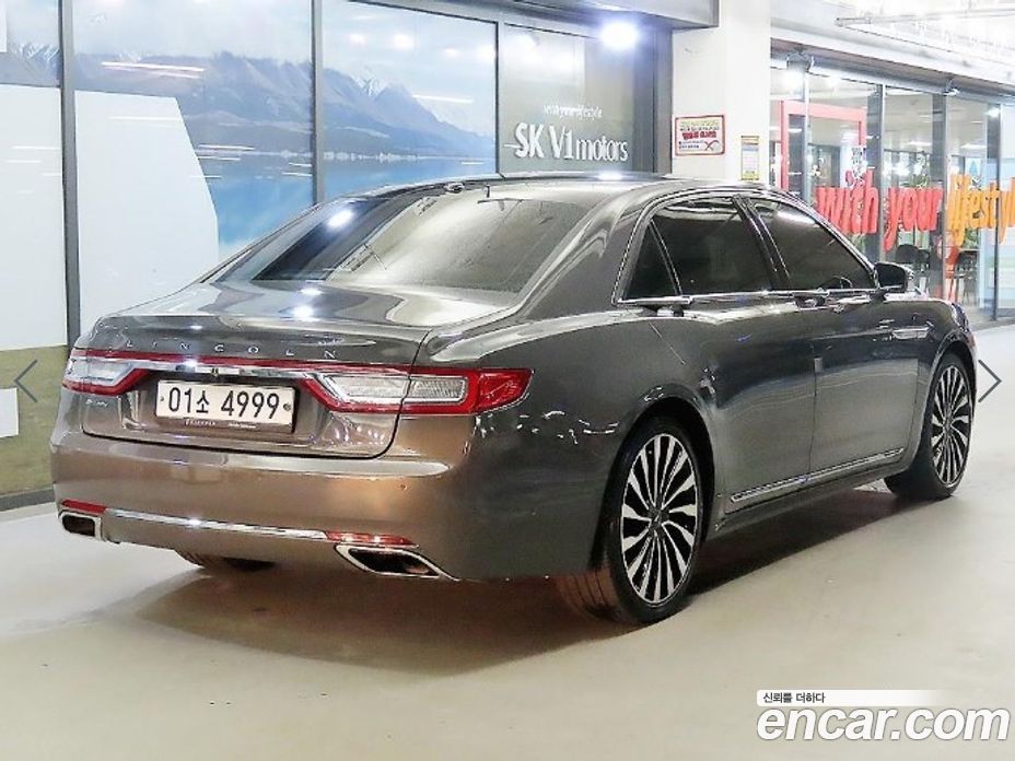 Lincoln Continental 10th Gen фото 4