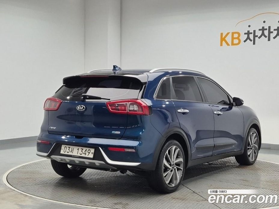 Kia Niro фото 3