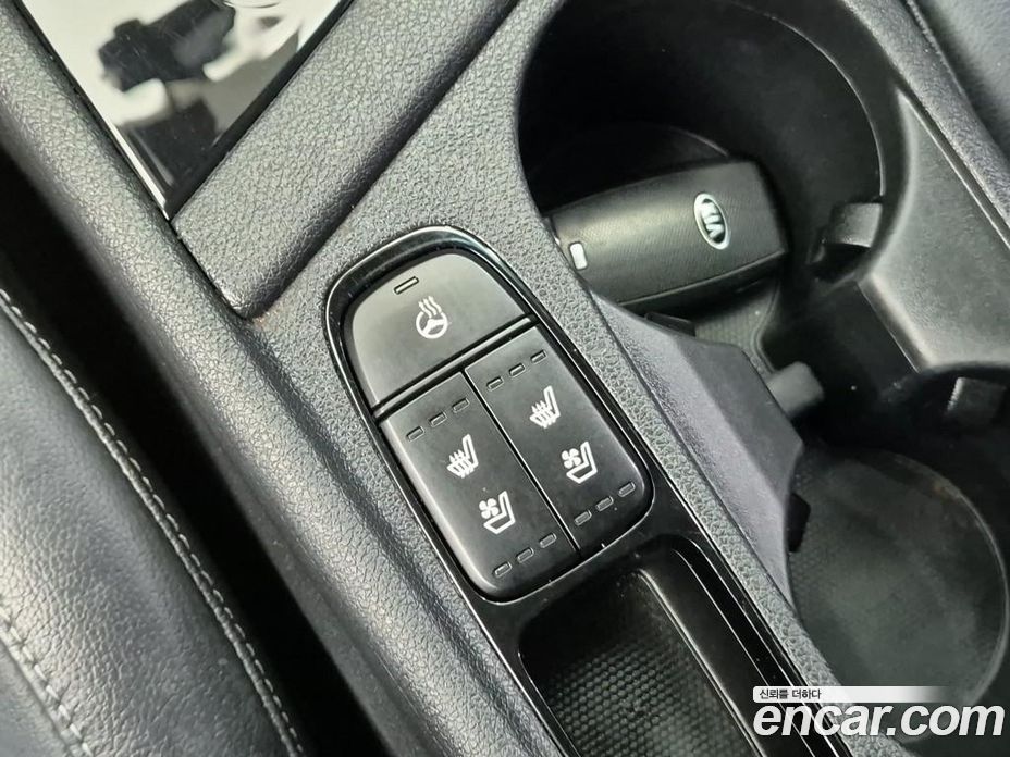 Kia Niro фото 17