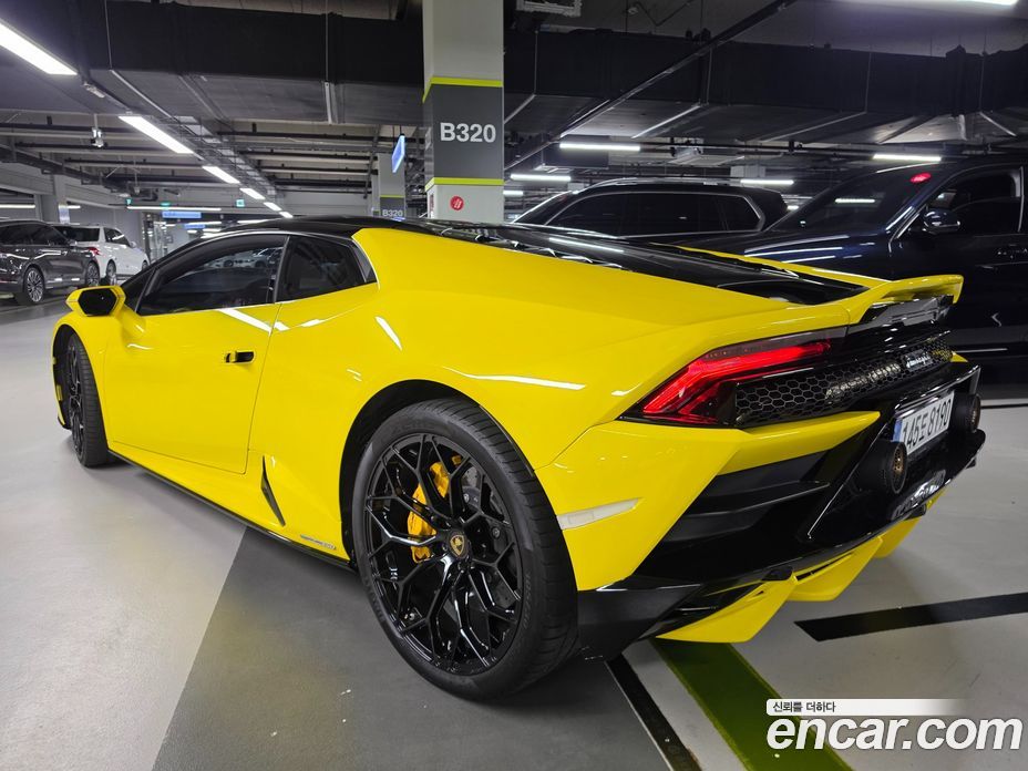 Lamborghini Huracan фото 2