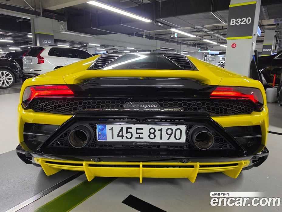 Lamborghini Huracan фото 6