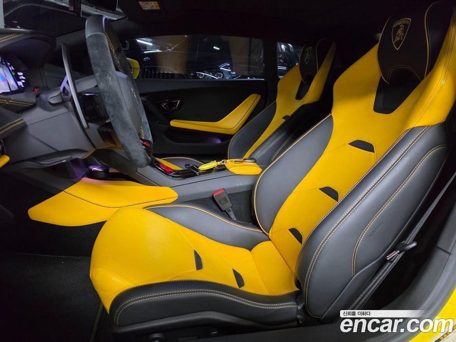 Lamborghini Huracan фото 7