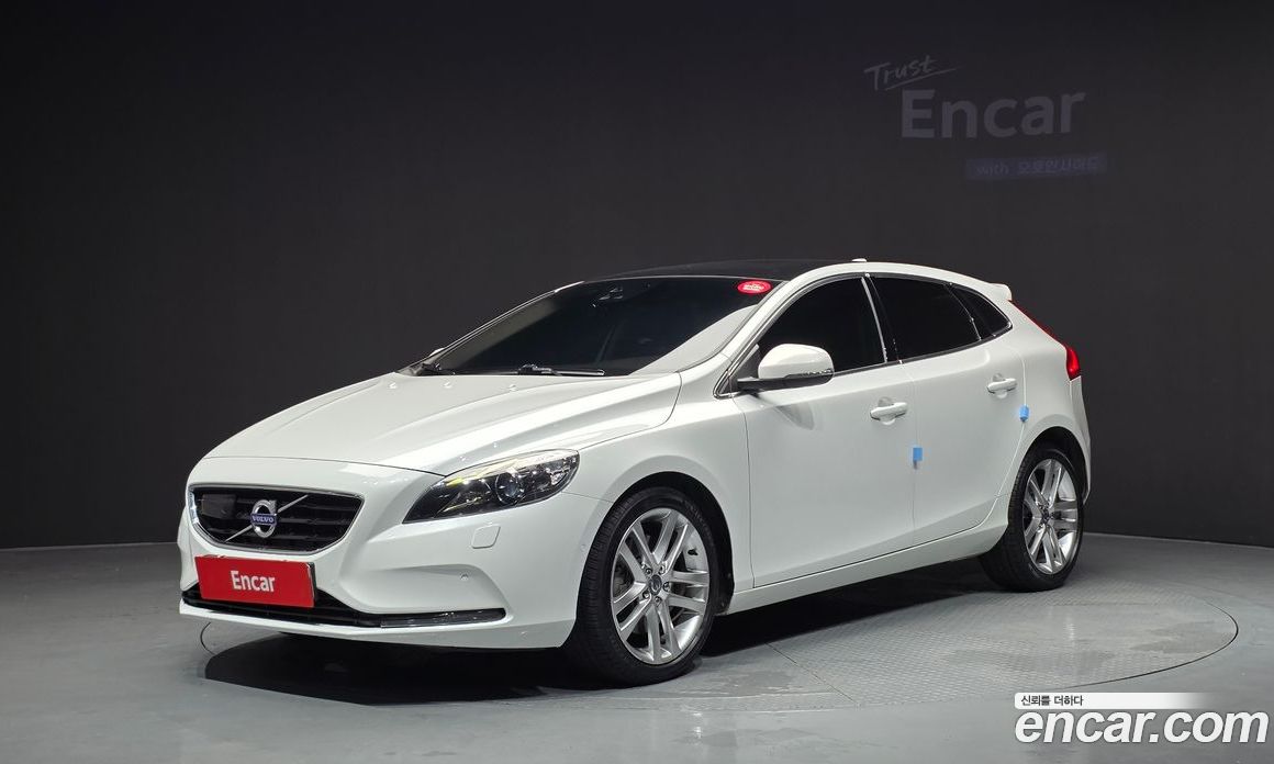 Volvo V40