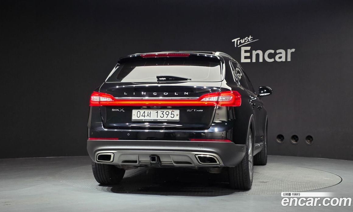 Lincoln MKX 2nd Gen фото 4