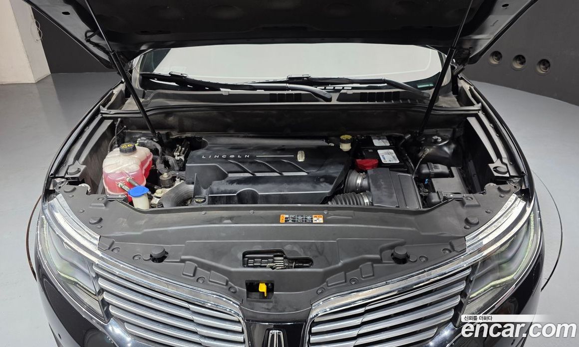 Lincoln MKX 2nd Gen фото 6