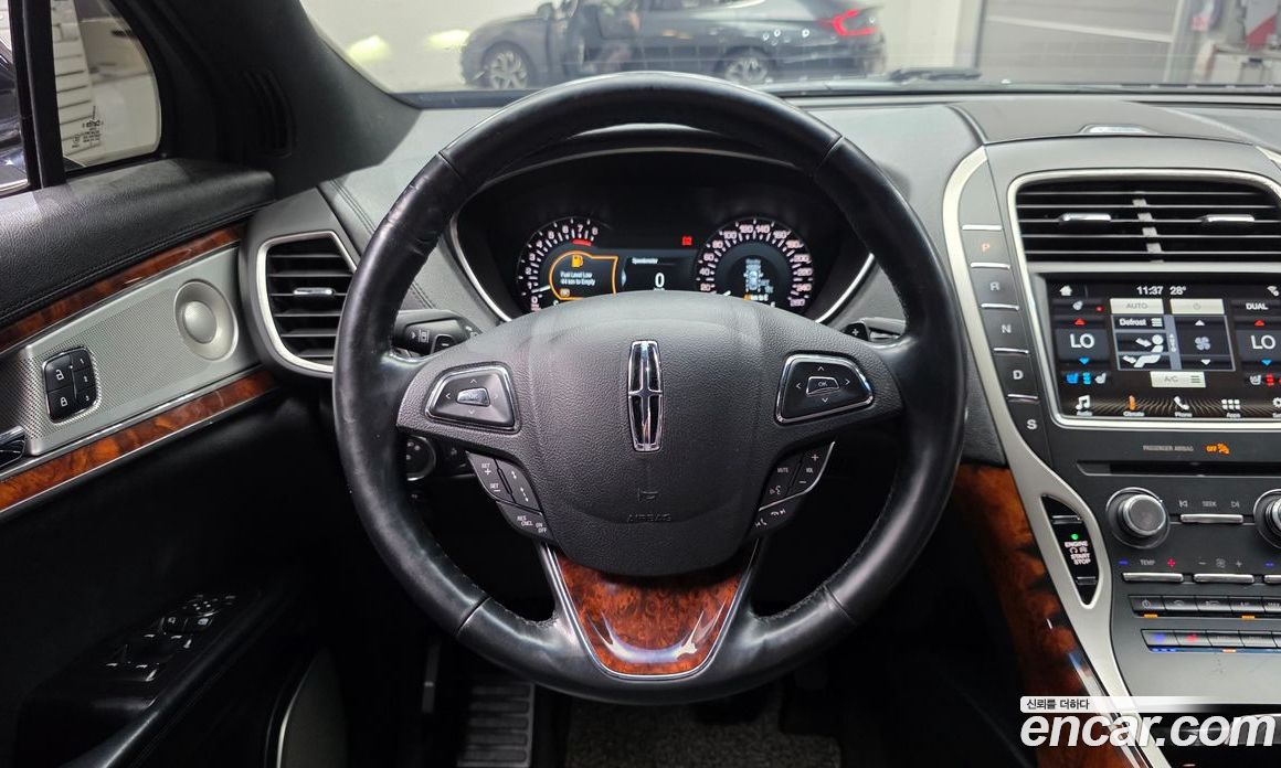 Lincoln MKX 2nd Gen фото 14