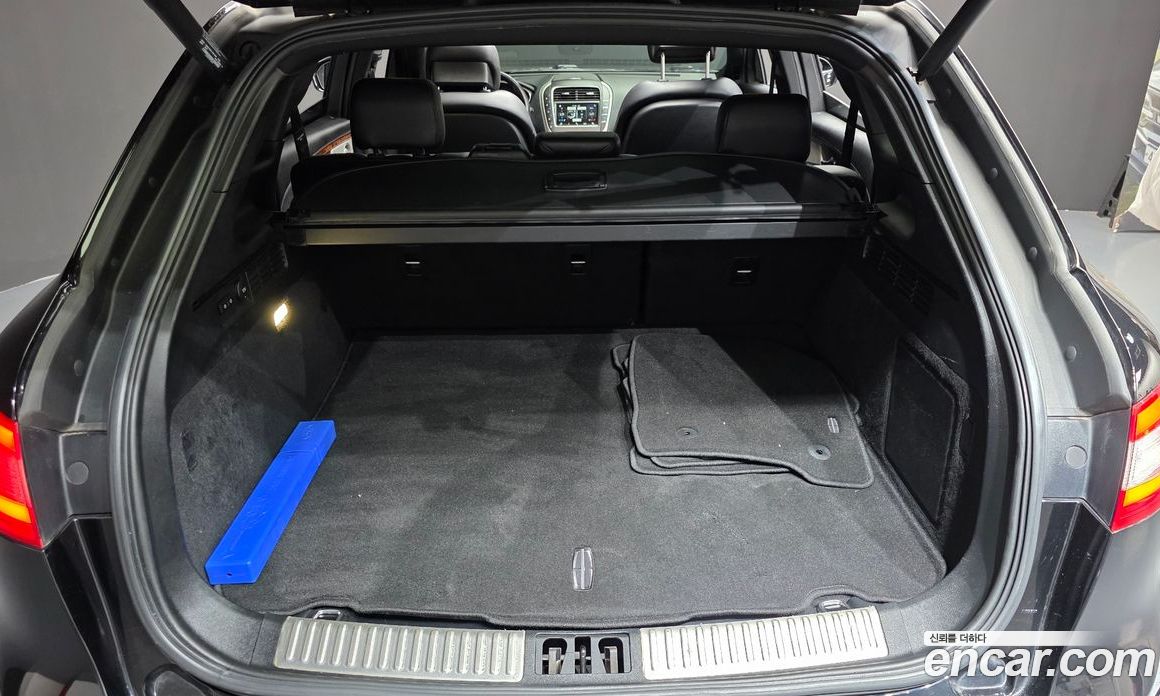 Lincoln MKX 2nd Gen фото 20