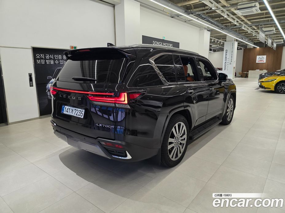 Lexus LX 4th Gen фото 2