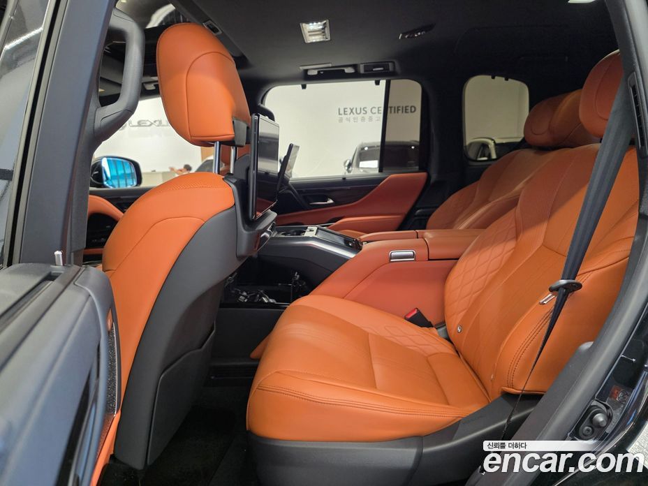Lexus LX 4th Gen фото 11