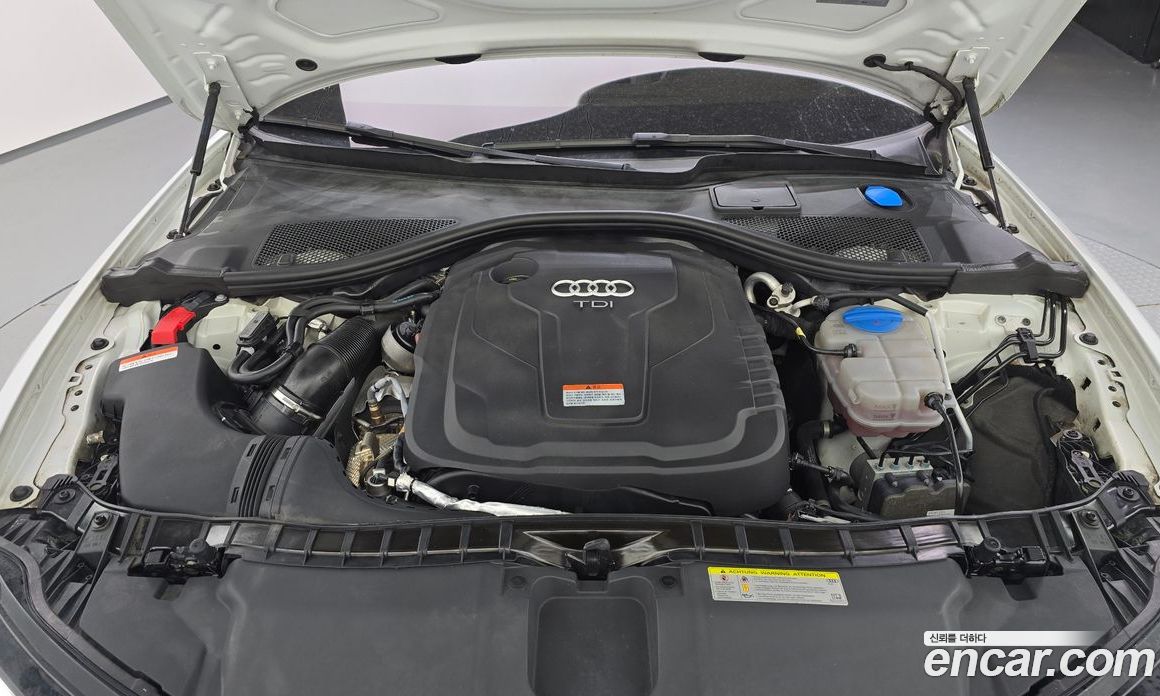 Audi A6 (C7) фото 6