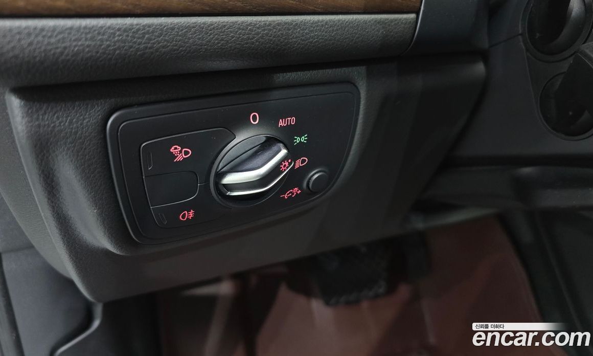 Audi A6 (C7) фото 20
