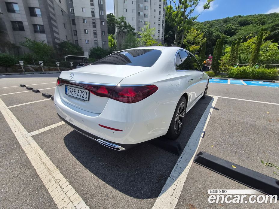 Mercedes-Benz E-Class W214 фото 2