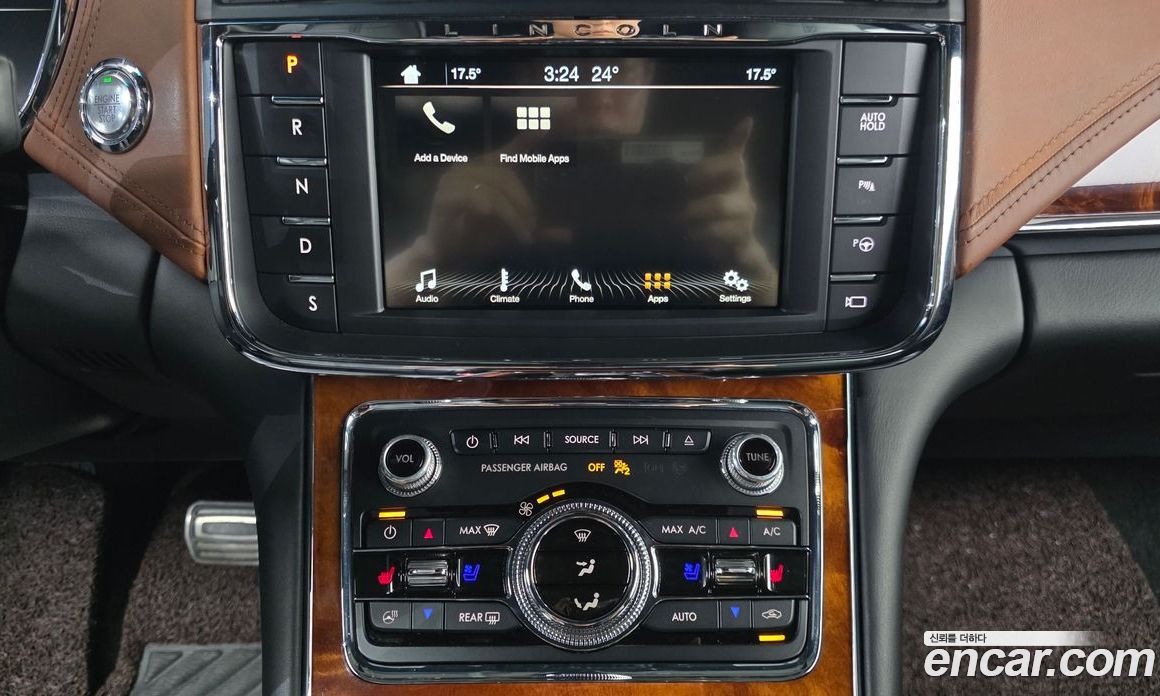 Lincoln Continental 10th Gen фото 31