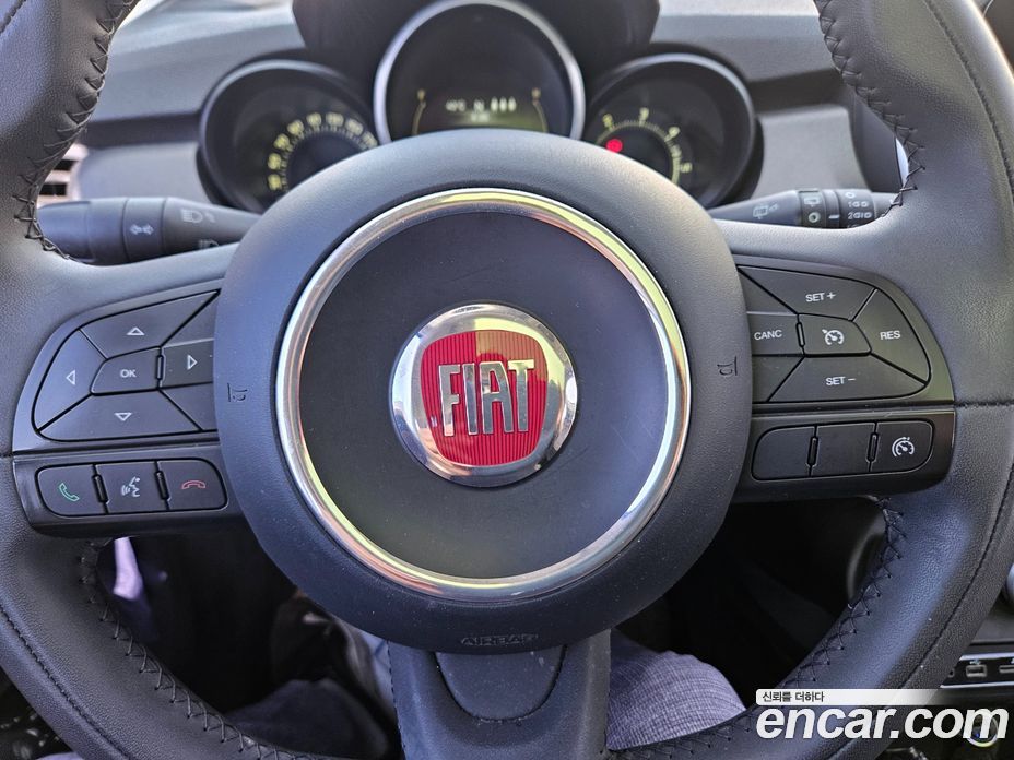 Fiat 500X фото 16