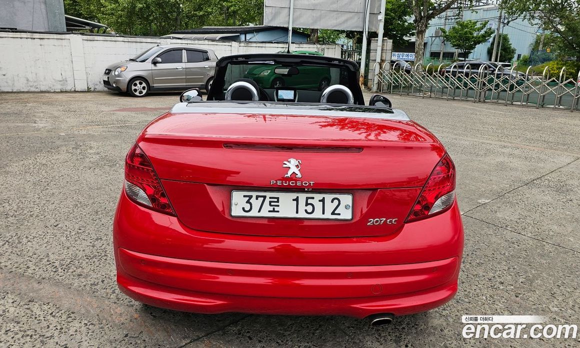Peugeot 207CC фото 6