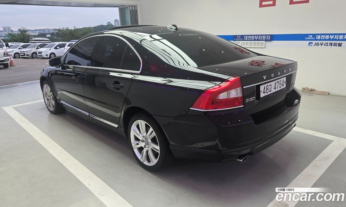 Volvo S80 фото 3