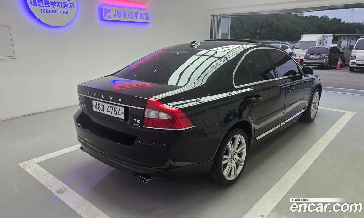 Volvo S80 фото 5