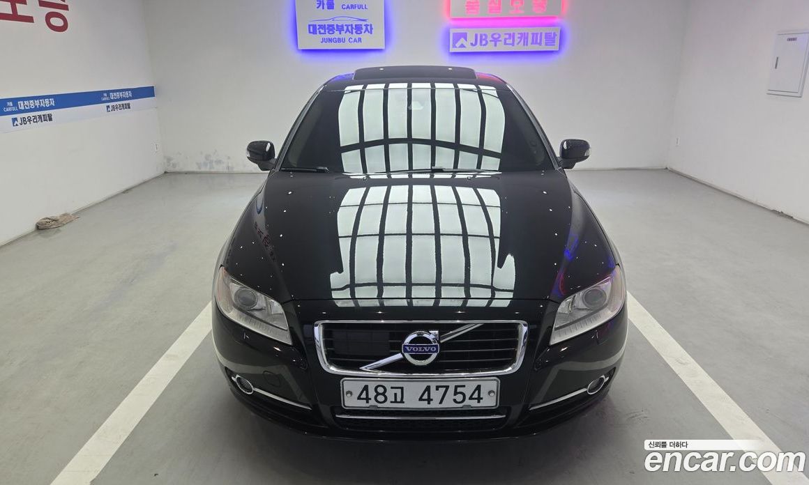 Volvo S80 фото 8