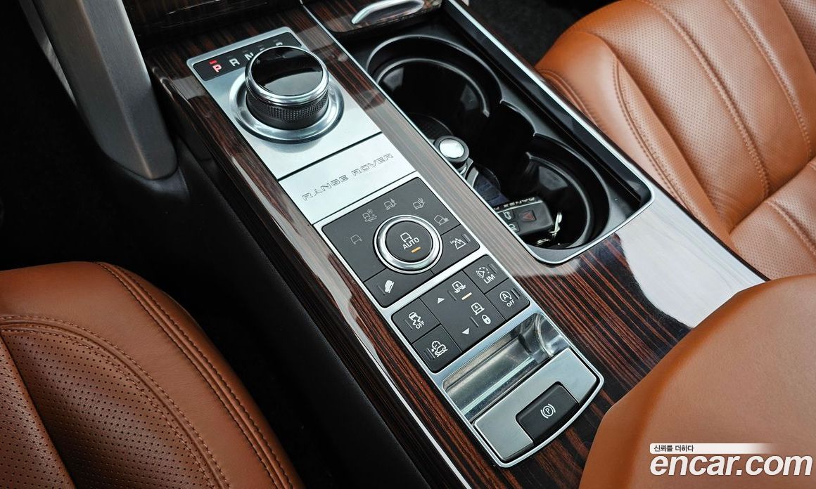 Land Rover Range Rover 4th Gen фото 9