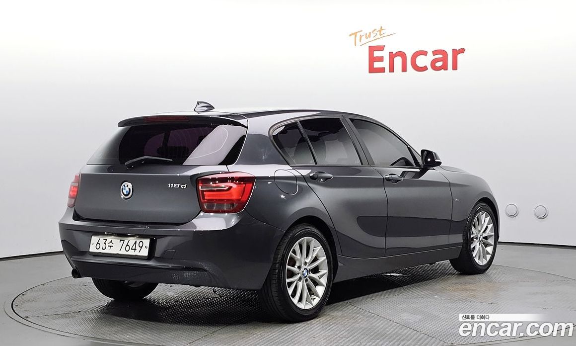 BMW 1-Series (F20) фото 2