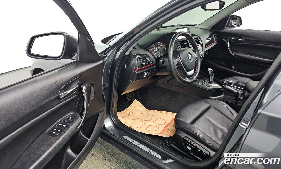 BMW 1-Series (F20) фото 10