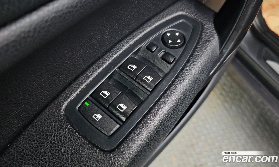 BMW 1-Series (F20) фото 13