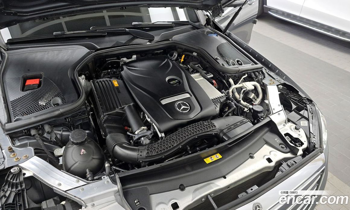 Mercedes-Benz E-Class W213 фото 6