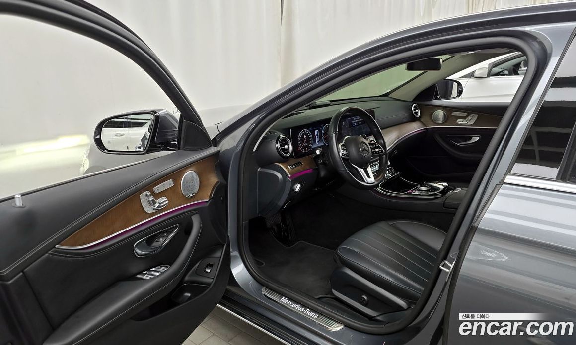 Mercedes-Benz E-Class W213 фото 10