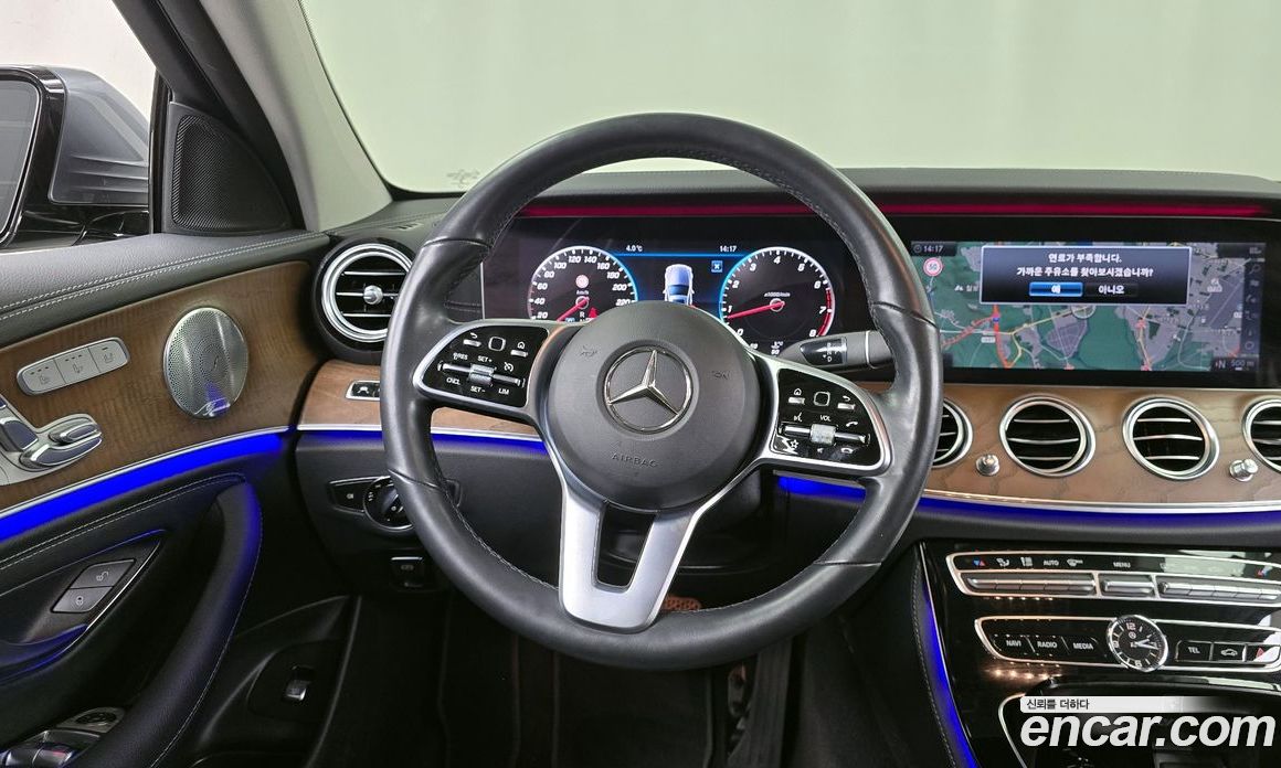 Mercedes-Benz E-Class W213 фото 13
