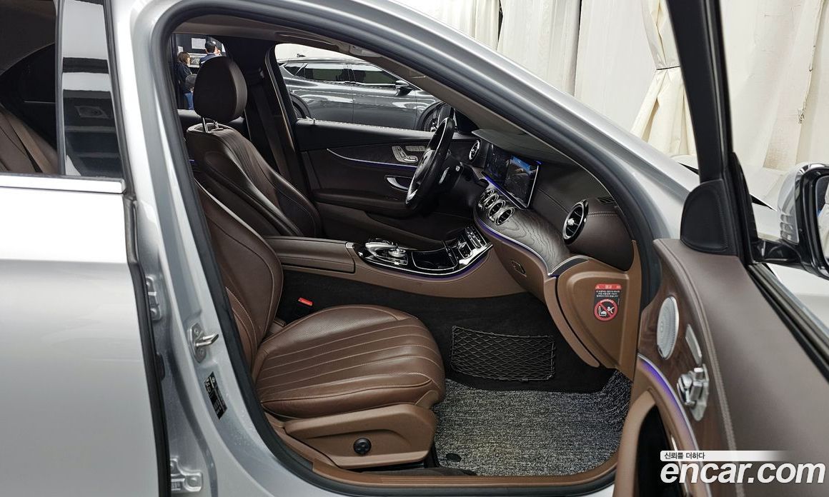 Mercedes-Benz E-Class W213 фото 11