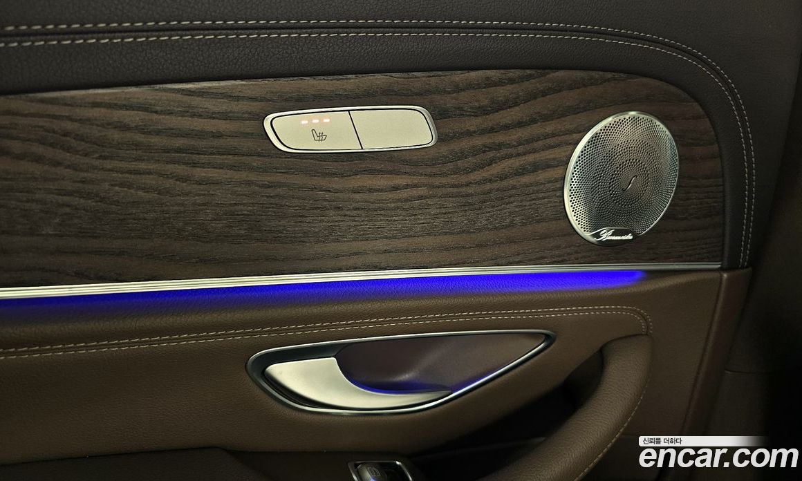 Mercedes-Benz E-Class W213 фото 18