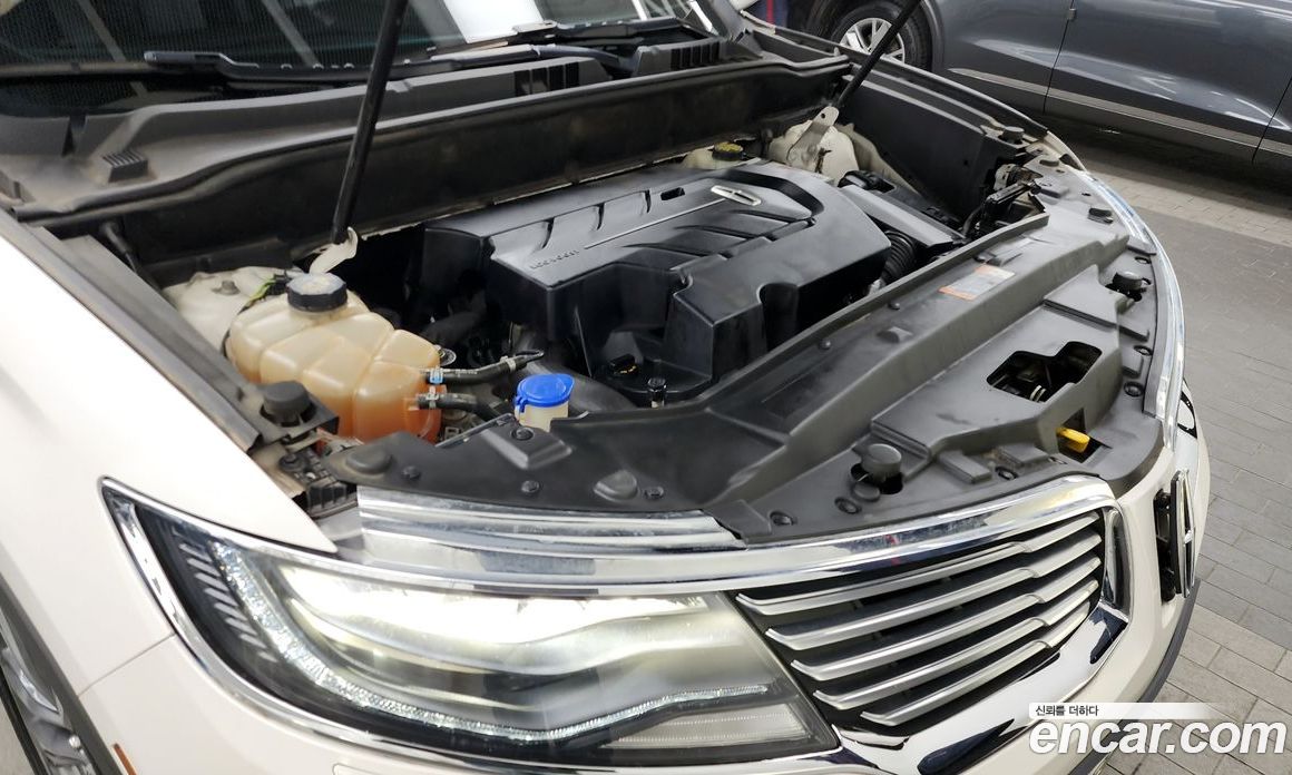Lincoln MKX 2nd Gen фото 6