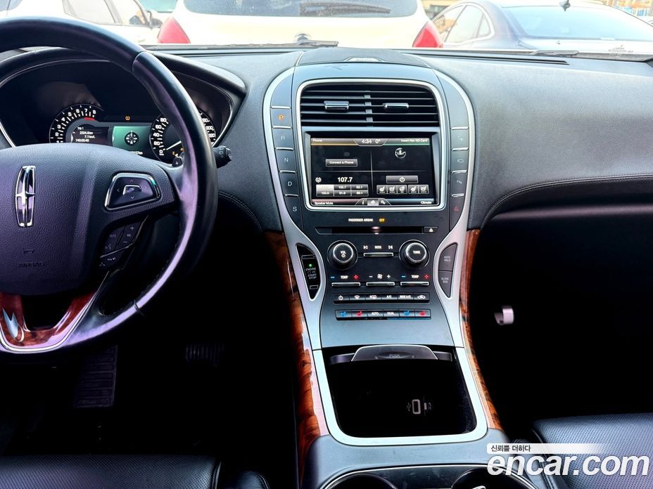Lincoln MKX 2nd Gen фото 14