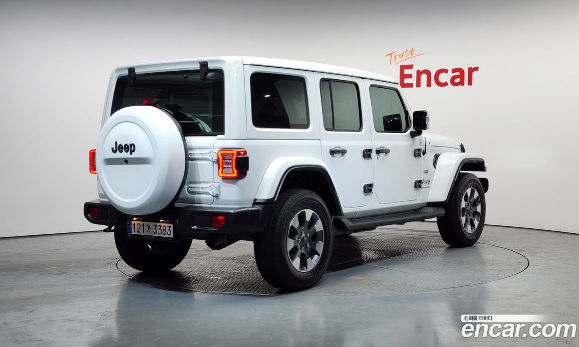 Jeep Wrangler (JL) фото 2