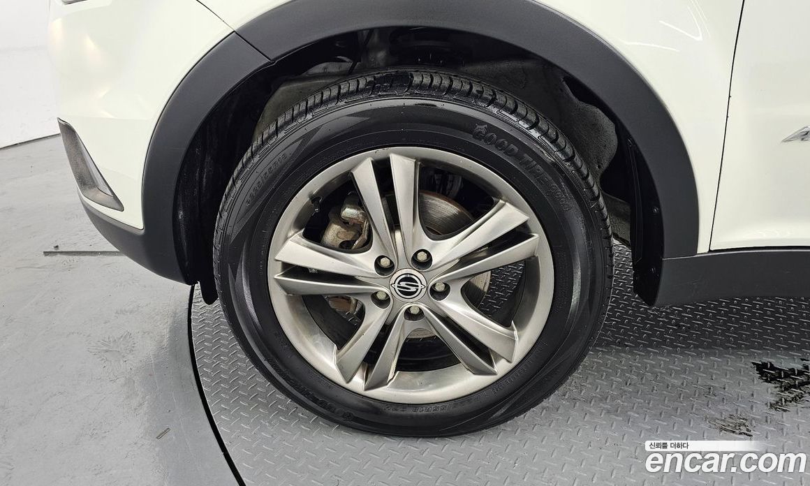 SsangYong (KG Mobility) Korando C фото 5