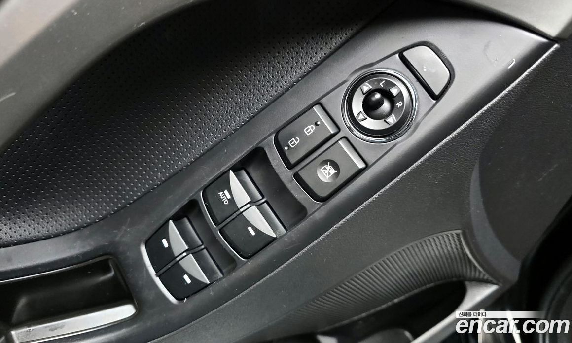 Hyundai Avante (MD) фото 18