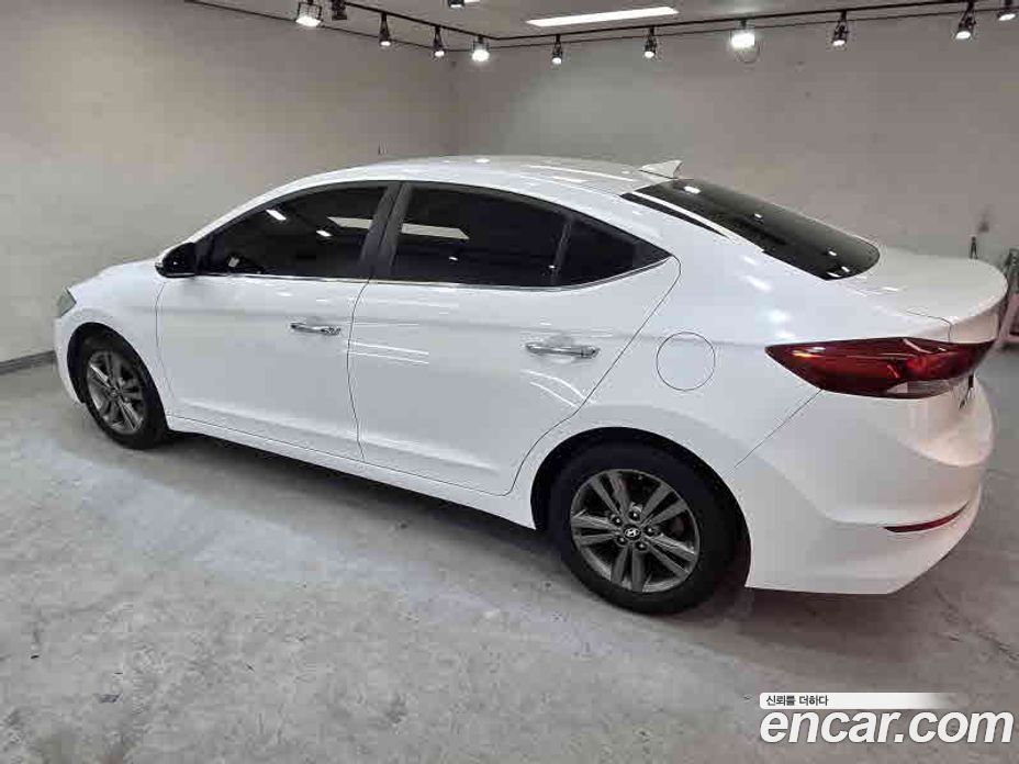 Hyundai Avante (AD) 6th Gen фото 6
